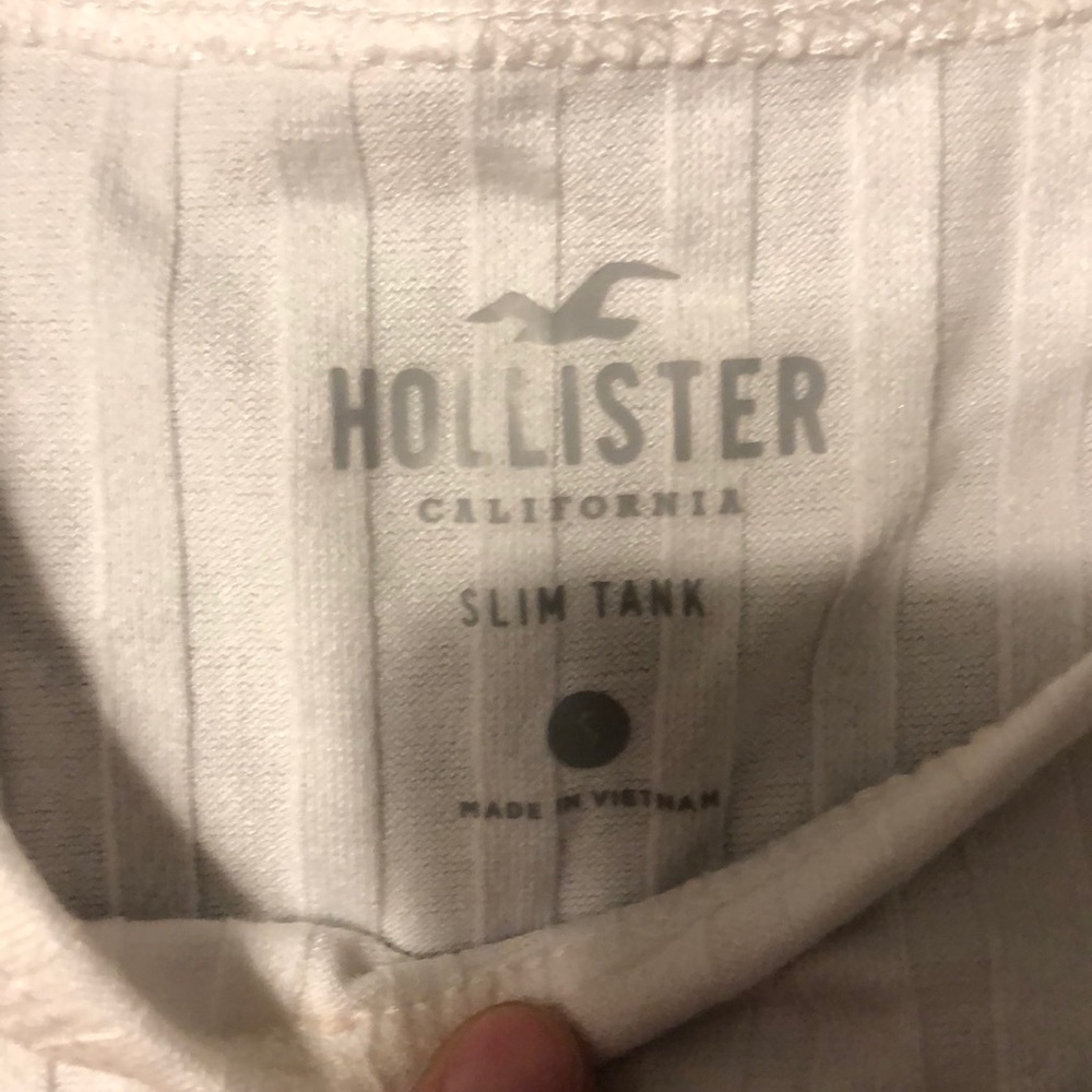 Hollister slim white tank size small - Picture 2 of 4